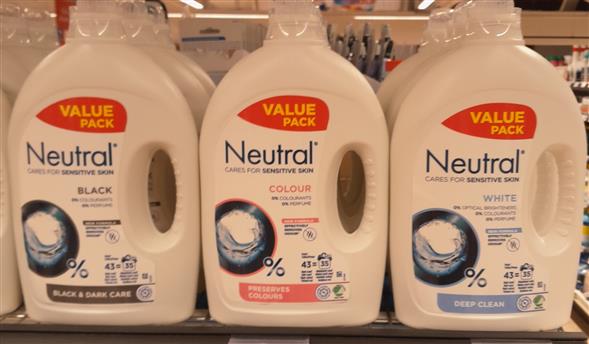 Neutral vaskemiddel 1750 ml afhent lørdag-søndag kl. 8-18 AFHENTES I afdeling ved vask og rengøring hvorefter beskeden vises ved kassen